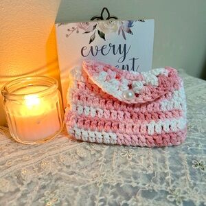 Wallet Card holder/coin purse handmade crochet with pink, purple & pearls